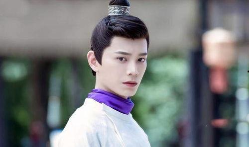 扒爷爆料陈芊芊视频在线观看,陈芊芊视频幕后真相，在线观看解析  第1张